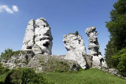 Bear, Sphinx and Lalka - rocks near the castle in Ogrodzieniec Stock Photos