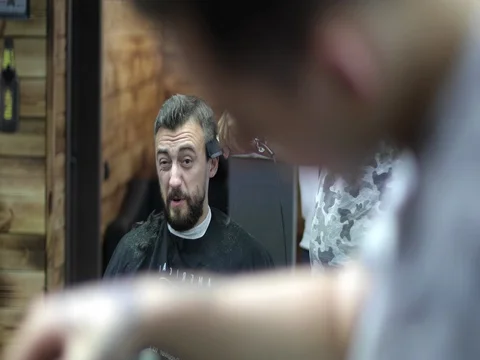 A bearded man in a barbershop. Stock Footage 80066129