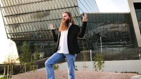 Bearded man performing Stock-Footage 255391930