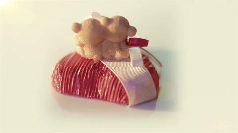 Bears on a heart Stockbeeldmateriaal 49890187