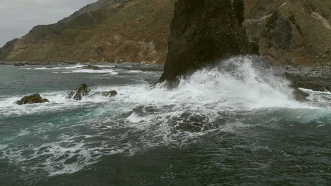 Beaten by waves Vidéo 91667279