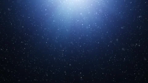 Beauitful loop slow motion snowfall on dark blue background 库存影片 345682393