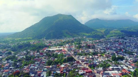 Beautiful aerial drone shot of a small rural church, Veracruz, Mexico Vidéo 256990104