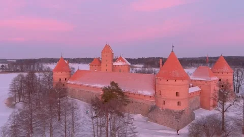Beautiful aerial orbit evening view of Trakai Island Castle. Vilnius, Lithuania. 스톡 동영상 257549563