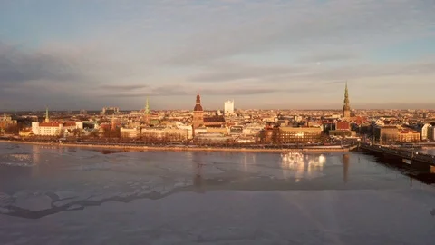 Beautiful aerial view of the Riga old town during sunset or sunrise. 스톡 동영상 101493241