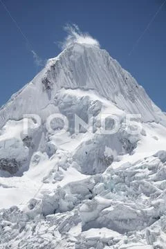 Beautiful alpamayo peak in the cordillera blanca,peru Stock Photos
