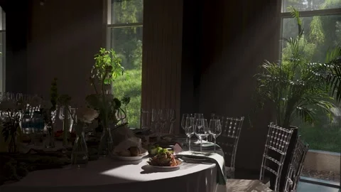 Beautiful and aesthetically pleasing festive table setting Video stock 329249482