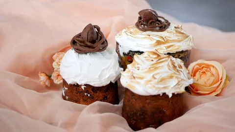 Beautiful and delicious Easter cakes, panorama, close-up view Stock Footage 74266181