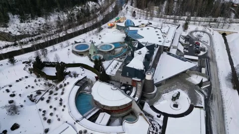 Beautiful Aqua Dome thermal pools in the Austrian Alps - Tirol Therme Video stock 296759904