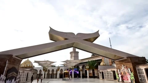 The beautiful Ar-Rahman mosque Stock Footage 271292150