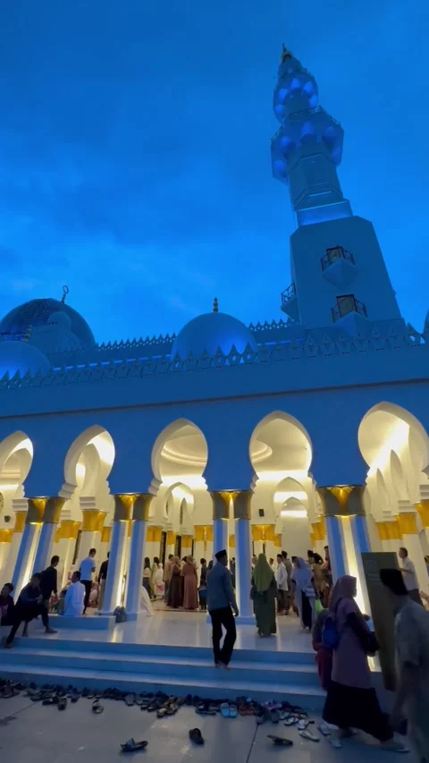 Beautiful architecture of the Sheikh Zayed Mosque in Surakarta Indonesia Stock Footage 243469621