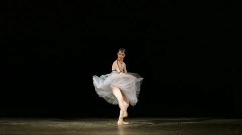 Beautiful ballerina dancing Video stock 68491433
