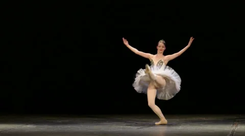 Beautiful ballerina dancing Video stock 68492158