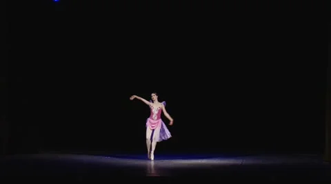 Beautiful ballerina dancing Video stock 68492433