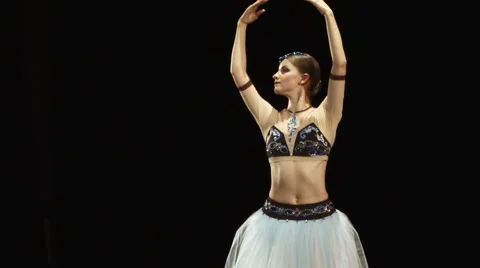 Beautiful ballerina dancing Video stock 68492849