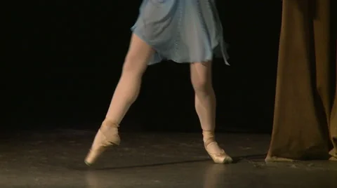 Beautiful ballerina dancing Video stock 68493636