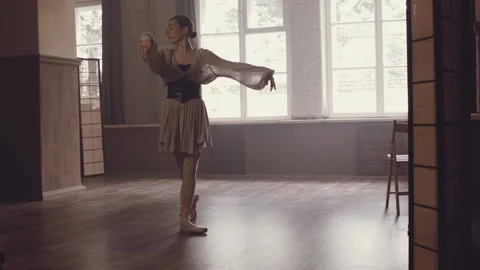 Beautiful ballet dance. Stockbeeldmateriaal 94926697