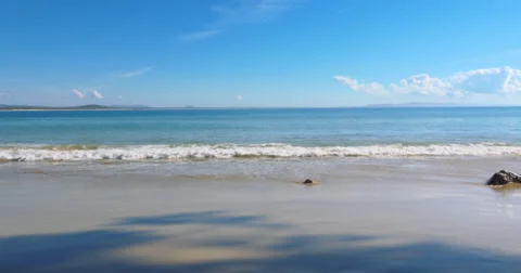Beautiful beach - 4K (UltraHD) Stock Footage 39741109