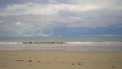 Beautiful beach background against cloudy sky Phang Nga Vidéo 144929728