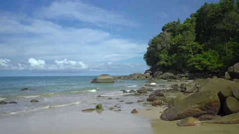 Beautiful beach background at small beach Khaolak Phang Nga 库存影片 145176049