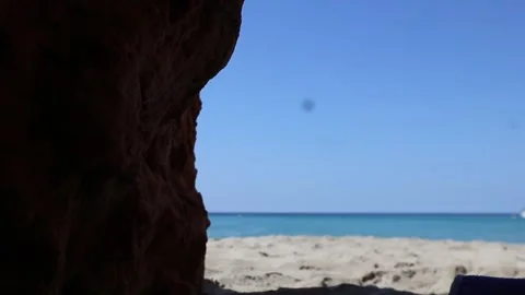 Beautiful beach scene Vídeo Stock 245101700