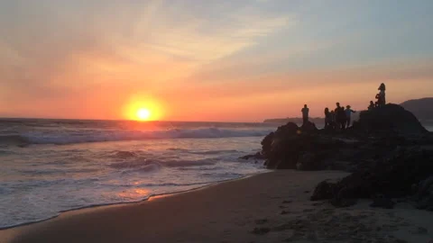 Beautiful Beach Sunset 動画素材 143040656