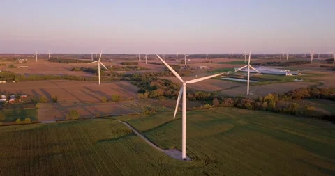 Beautiful big white windmill at sunset in the Midwest Video stock 167912400