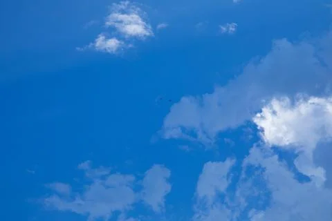 Beautiful blue sky background with tiny clouds. Foto stock