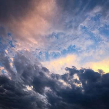 Beautiful blue sky with clouds background. Sky with clouds weather nature clo Stockfoto's