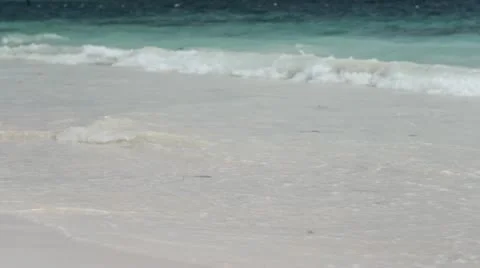 Beautiful blue waves with clear sand Stock-Footage 11085265