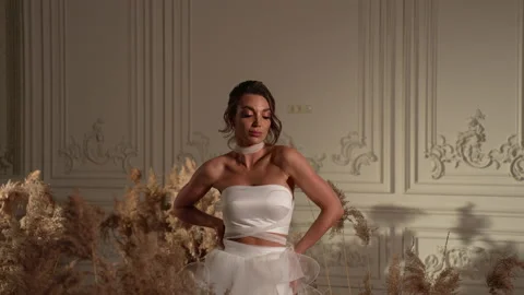 Beautiful bride in a chic and creative wedding dress 库存影片 239232709