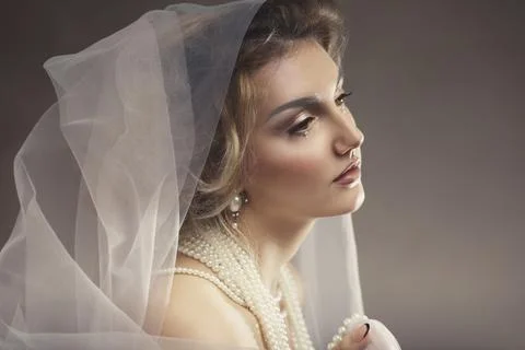 Beautiful bride Stock Photos