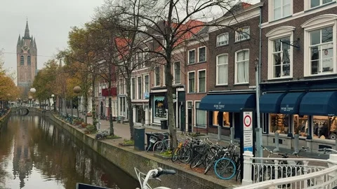 The beautiful canals of Delft 3 Video stock 320642094