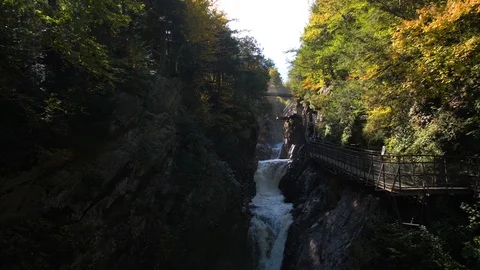 Beautiful Cascading Waterfall and Mountain Stream, State Park Vídeo Stock 102401383