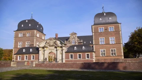 Beautiful castle in Germany Vidéo 99066595