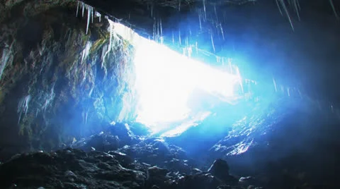 Beautiful cave in the fog. Stock-Footage 27073908