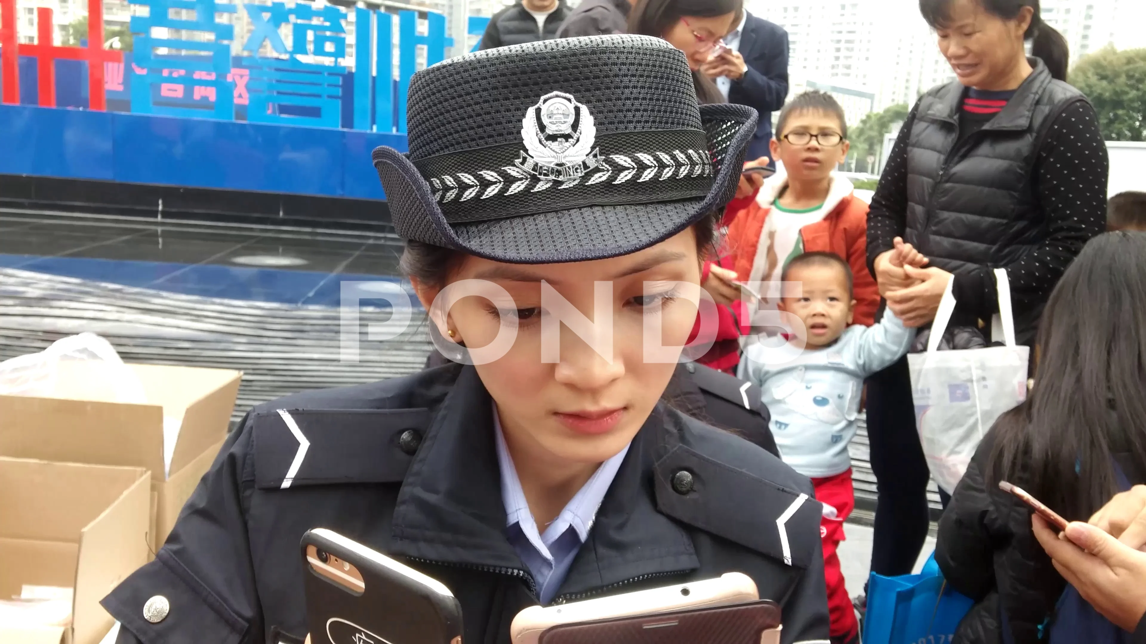 chinese female police