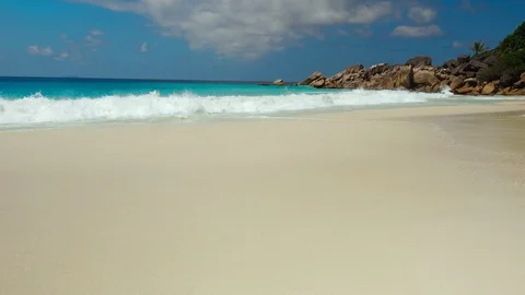 Beautiful clean beach Video stock 106404099