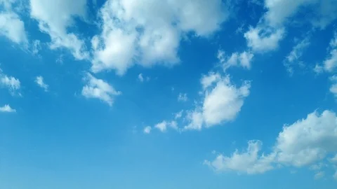 Beautiful clear blue sky with clouds in Dubai skyline Video stock 120591672
