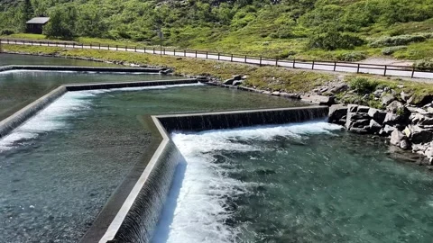 Beautiful clear water flows on trollstigen norway Video stock 309140920