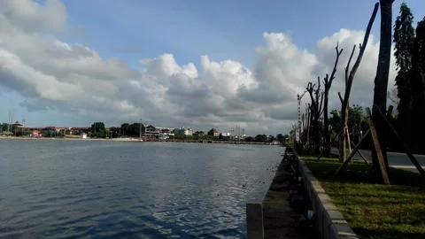 Beautiful cloud Stock Footage 211283803