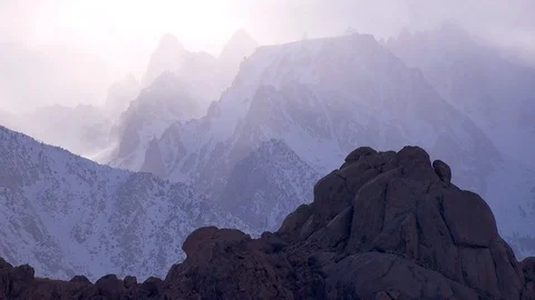 Beautiful cloud formations over Mt. Whitney in the Sierra Nevada mountains in Stock-Footage 113283907