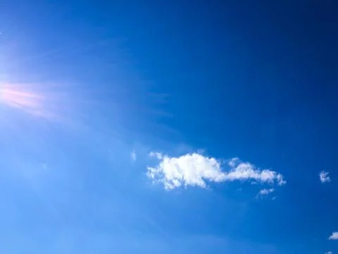 Beautiful clouds with blue sky background. Nature weather, blue sky cloud and Stock-Fotos