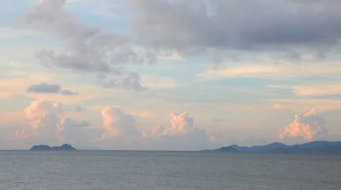 Beautiful clouds over sea Stock-Footage 4341528