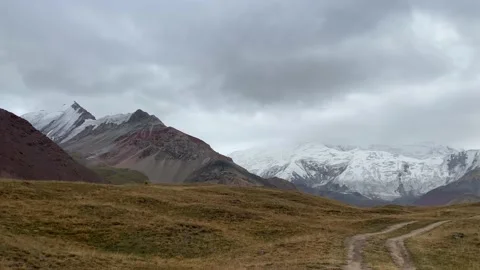 Beautiful colored powerful mountains and snow-capped peaks 스톡 동영상 208666174