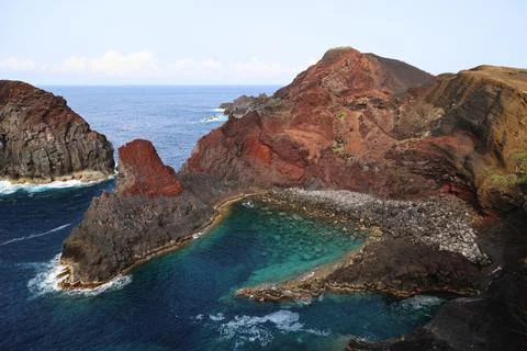 The beautiful colors of the cliffs of Ponta da Barca, Graciosa Island, Azores Foto stock
