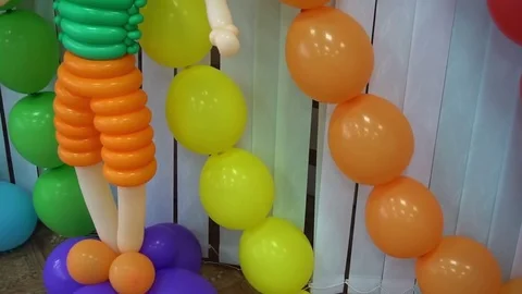 Beautiful decoration of the hall with balloons 動画素材 76089855