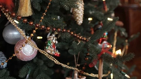 Beautiful decorations on the Christmas tree Видео 70790804