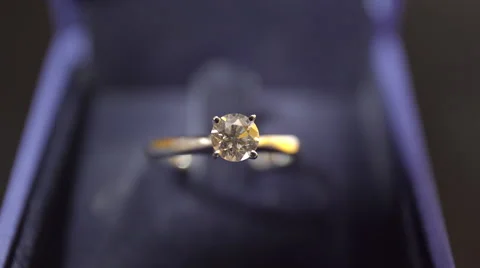 Beautiful diamond engagement ring. 4K UHD. 動画素材 51661822