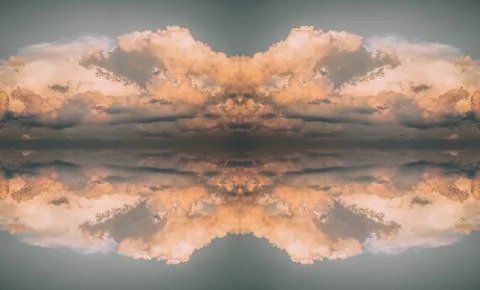 Beautiful dramatic clouds with orange gold sky background. Nature weather, pa 스톡 사진
